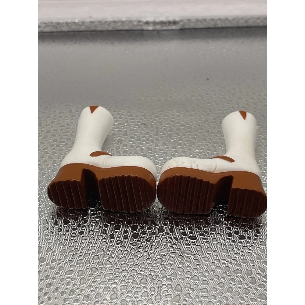 Bratz Doll Shoes Tall Boots White Extra Chunky Platform Boots with Brown Heels#7